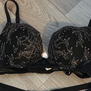 Victoria Secret Bra & Garter Belt